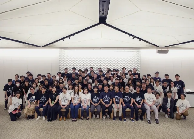 All Hands開催<br>（半期社員総会・月例会・週例会） 写真